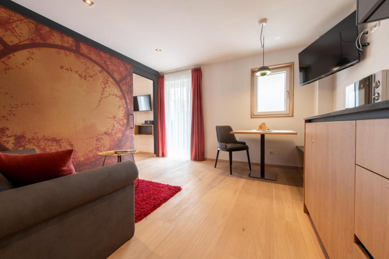 Lapis Monti - Apartments & Suites บัวร์กูสิโอ ภายนอก รูปภาพ